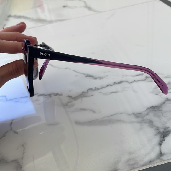 Authentic Emilio Pucci sunglasses NWOT - Picture 3 of 7